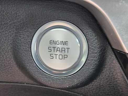 Used 2025 Kia Telluride S AWD/4WD image 22