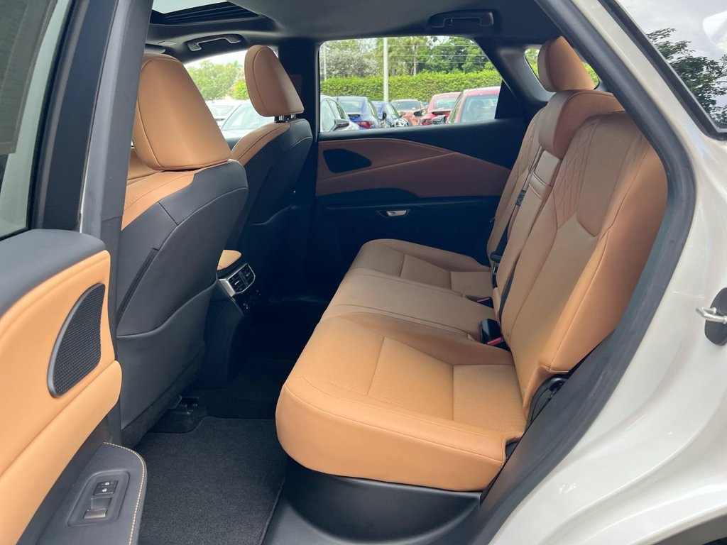 Certified 2025 Lexus RX 350 Premium FWD image 19