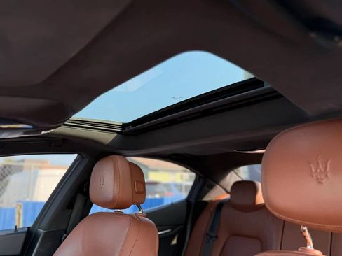 Used 2019 Maserati Ghibli GranSport Sedan 4D image 14