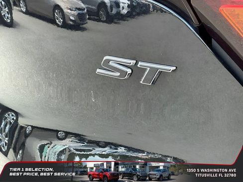 Used 2021 Buick Encore GX Preferred w/ Sport Touring Package FWD image 16