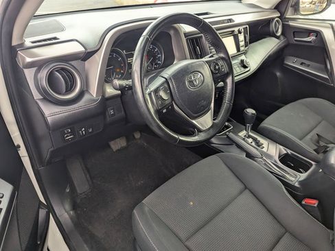Used 2018 Toyota RAV4 XLE image 25