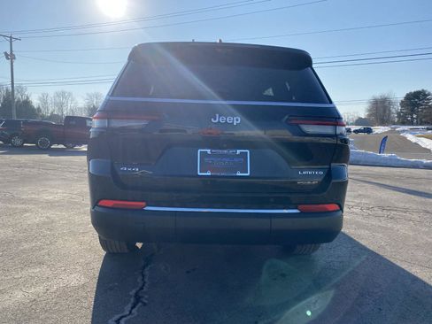 Used 2024 Jeep Grand Cherokee L Limited w/ Luxury Tech Group II image 5