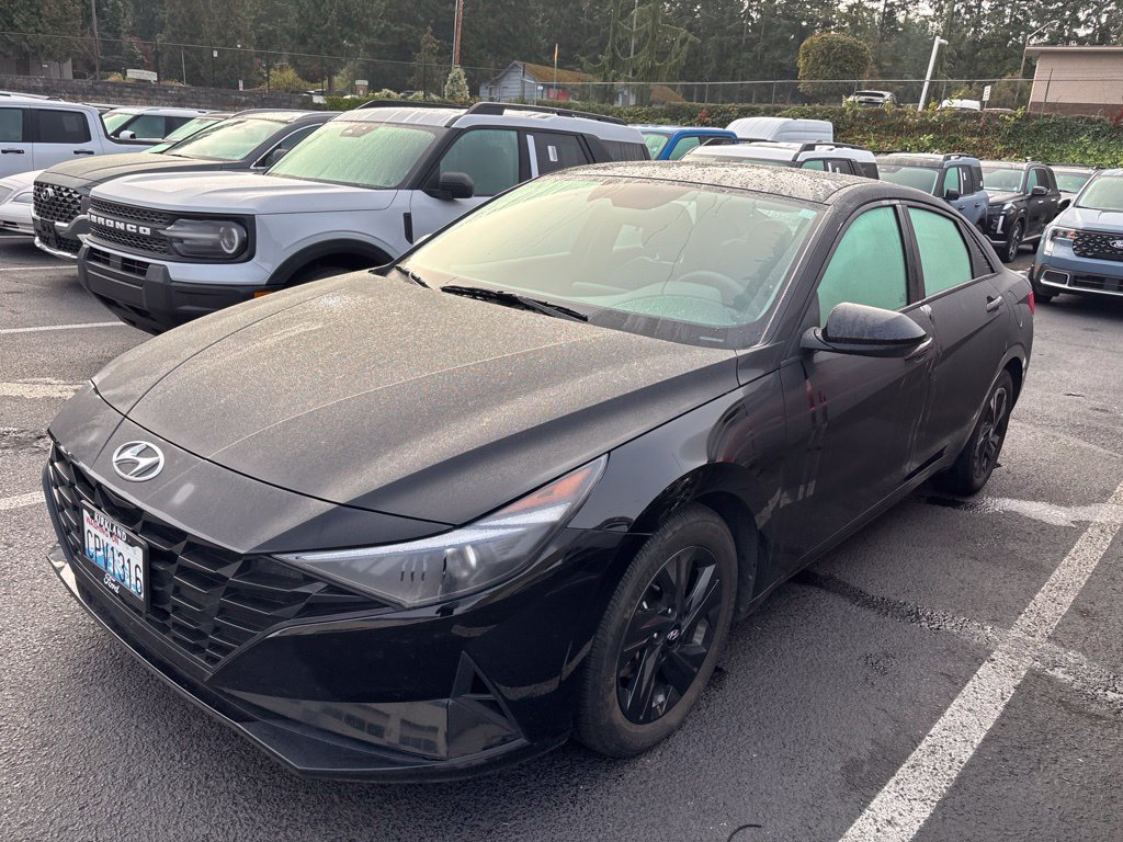 Used 2022 Hyundai Elantra SEL w/ Cargo Package FWD image 1