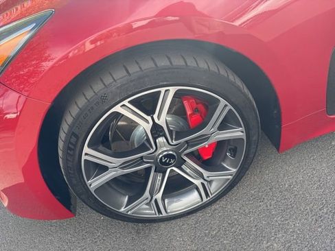 Used 2021 Kia Stinger GT2 image 40