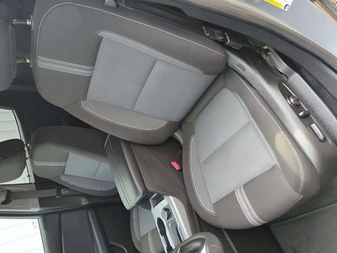 Used 2024 Chevrolet Blazer LT image 9