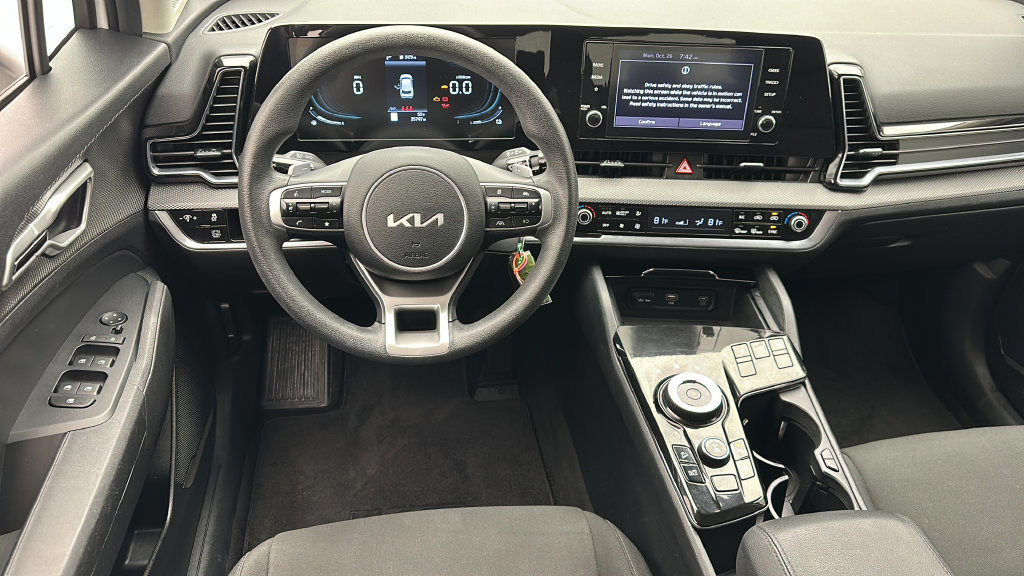 Used 2024 Kia Sportage LX AWD/4WD image 10