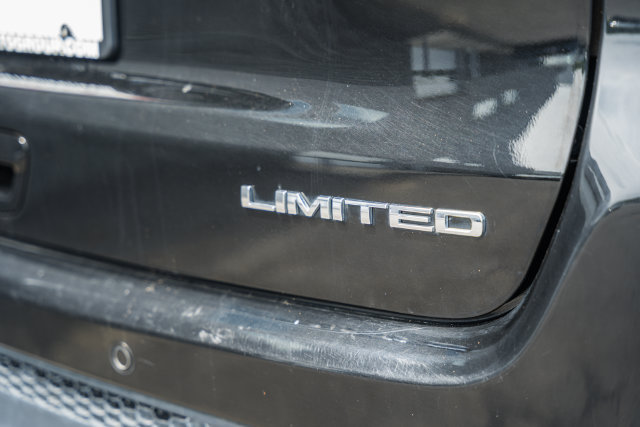 Used 2025 Jeep Compass Limited AWD/4WD image 14