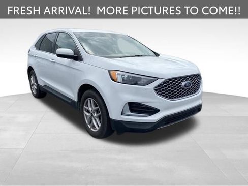 Used 2024 Ford Edge SEL AWD/4WD image 3
