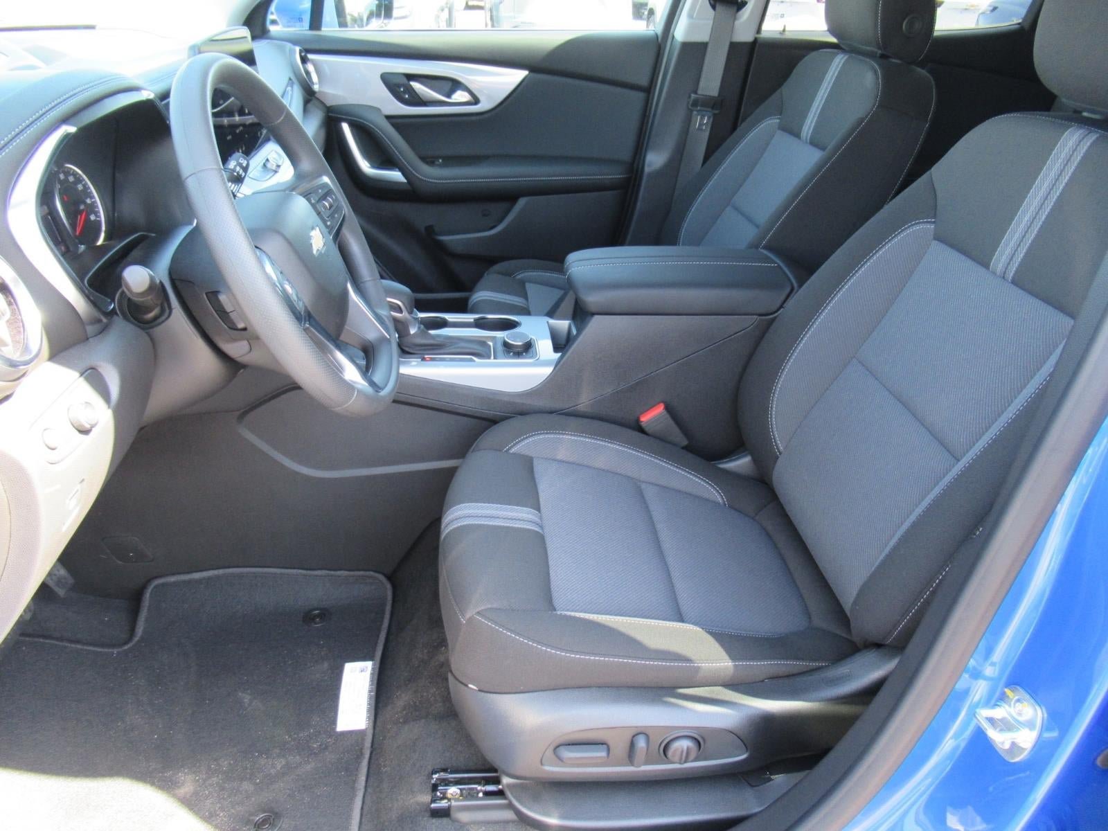 New 2026 Chevrolet Blazer LT w/ Convenience Package FWD image 16