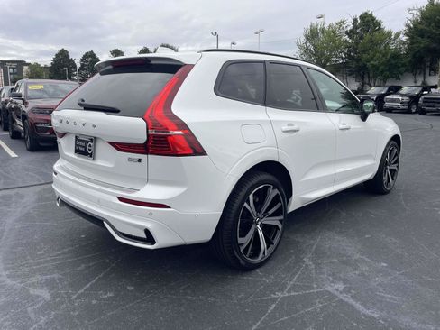 Certified 2024 Volvo XC60 B5 Ultimate w/ Protection Package Premier AWD/4WD image 7