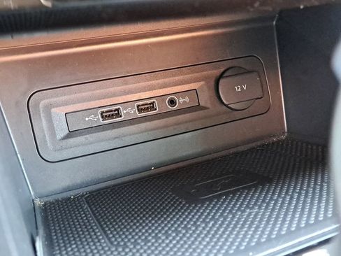 Used 2020 Volkswagen Atlas Cross Sport SEL Premium R-Line image 27