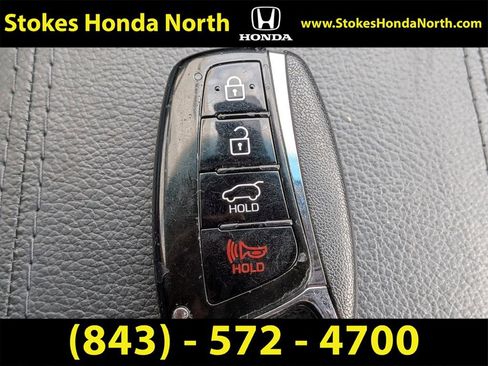 Used 2017 Hyundai Santa Fe Sport image 30