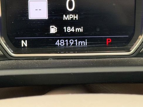 Used 2021 GMC Yukon Denali w/ Denali Premium Package AWD/4WD image 23