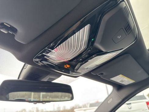 Used 2020 BMW 330i xDrive Sedan w/ Convenience Package image 36