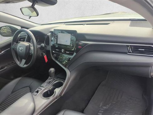 Certified 2022 Toyota Camry SE AWD/4WD image 24