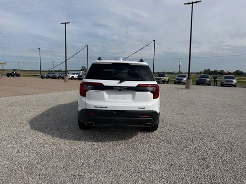 Used 2023 GMC Acadia SLE w/ Driver Convenience Package AWD/4WD image 4
