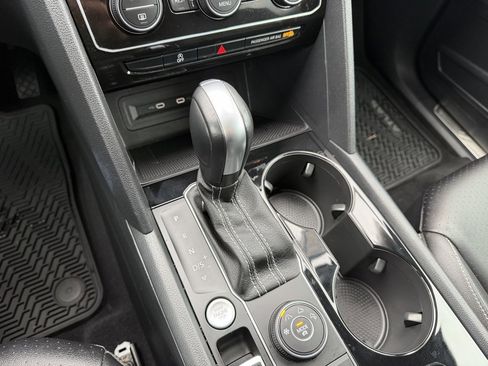 Used 2023 Volkswagen Atlas SE image 26