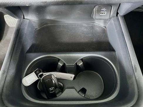 Certified 2023 Honda HR-V LX image 18