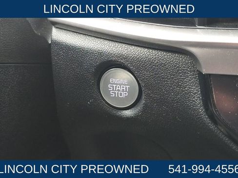 Used 2024 Kia Sorento S image 24