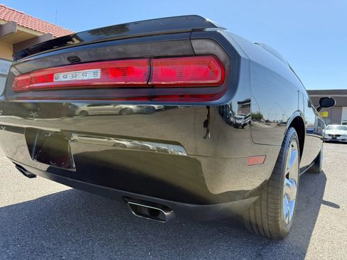 Used 2012 Dodge Challenger R/T Plus RWD image 38