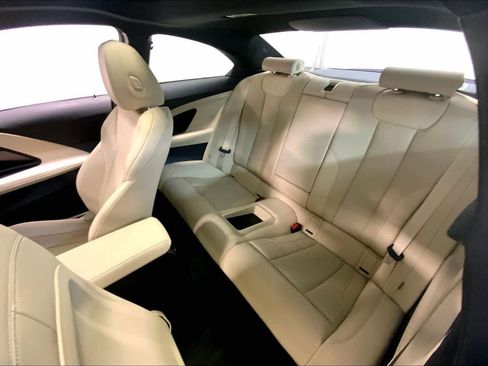 Used 2025 BMW M240i xDrive Coupe image 21