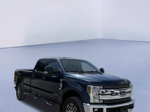 Used 2018 Ford F350 Lariat w/ Lariat Value Package image 4