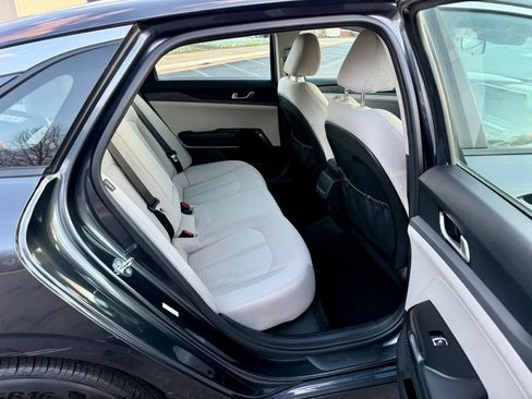 Used 2022 Kia K5 LXS image 16