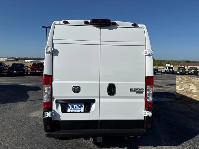 New 2027 RAM ProMaster 2500 w/ Convenience Group FWD image 4