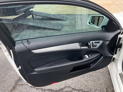 Used 2013 Mercedes-Benz C 250 Coupe image 9