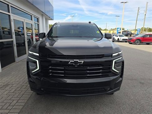 Certified 2025 Chevrolet Suburban RST w/ Comfort Package image 2