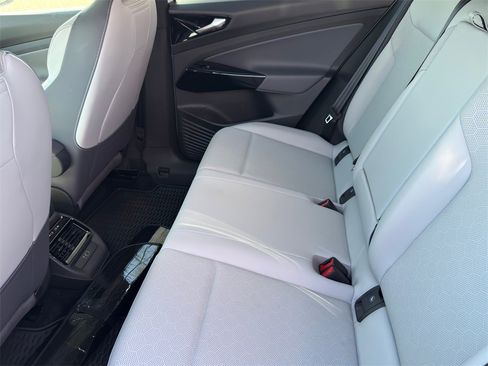 Used 2022 Volkswagen ID.4 Pro S image 25