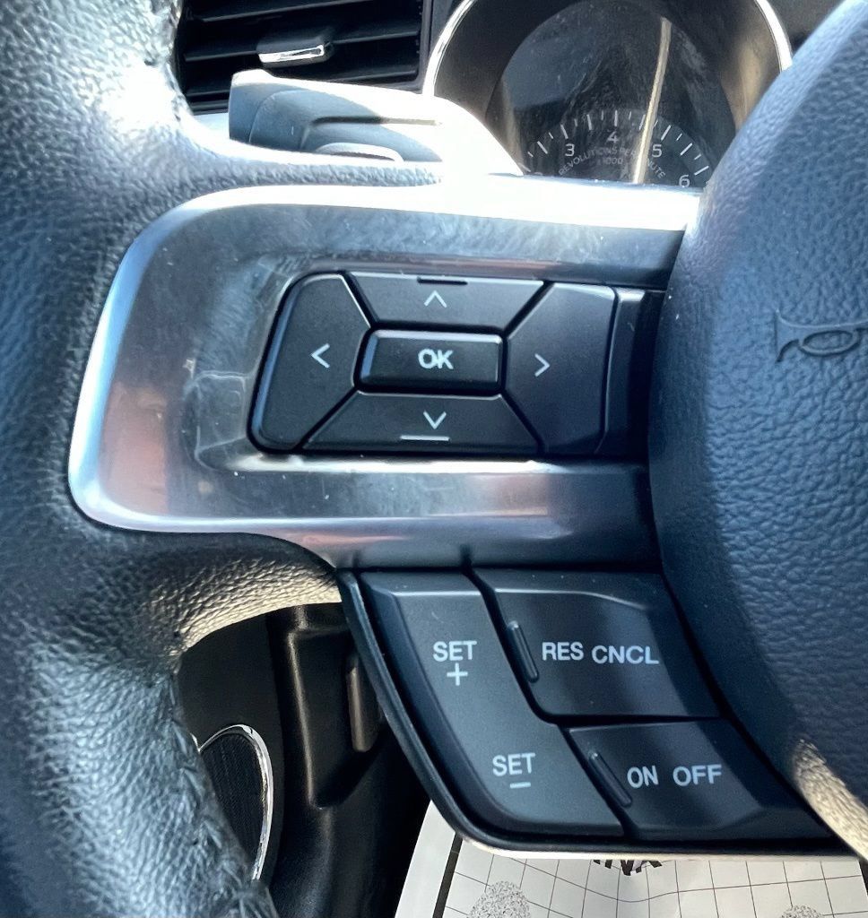 Used 2015 Ford Mustang Premium RWD image 17