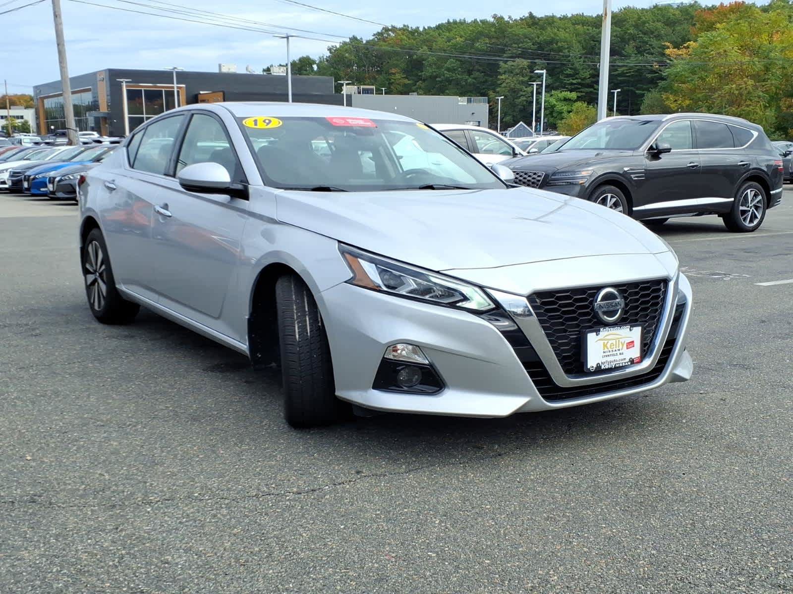 Used 2019 Nissan Altima 2.5 SV AWD/4WD image 3