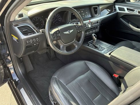 Used 2017 Genesis G80 3.8 w/ Option Group 02 image 11