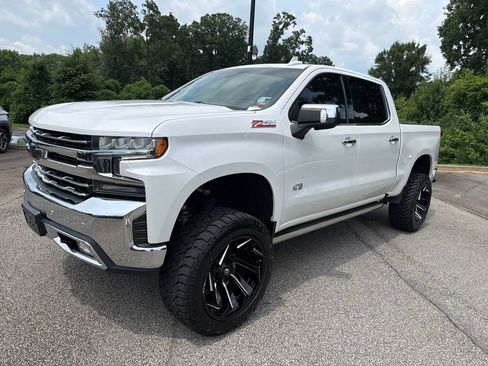 Used 2021 Chevrolet Silverado 1500 LTZ w/ LTZ Premium Package AWD/4WD image 3