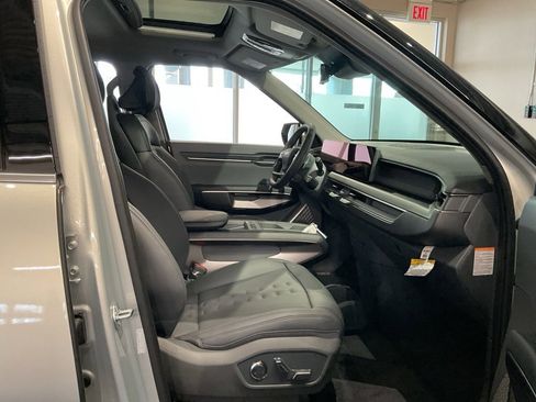New 2026 Kia EV9 Wind AWD/4WD image 26