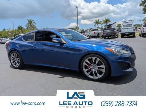 Used 2015 Hyundai Genesis 3.8 RWD image 1