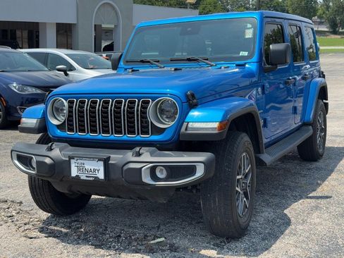 Used 2024 Jeep Wrangler Unlimited Sahara AWD/4WD image 10