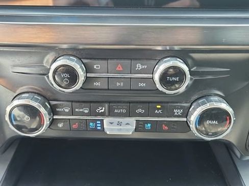 Certified 2026 Ford F250 Lariat AWD/4WD image 19