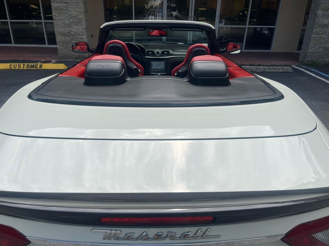Used 2018 Maserati GranTurismo MC RWD image 7