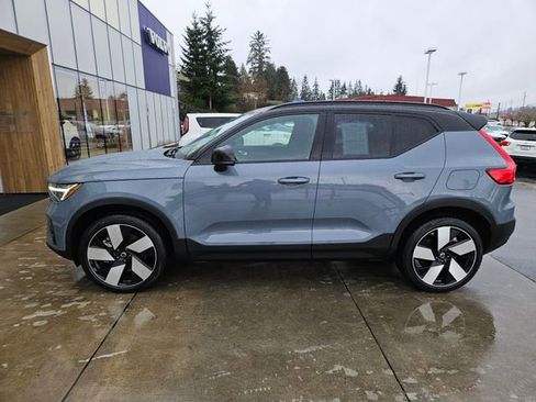Used 2023 Volvo XC40 Recharge Ultimate image 8