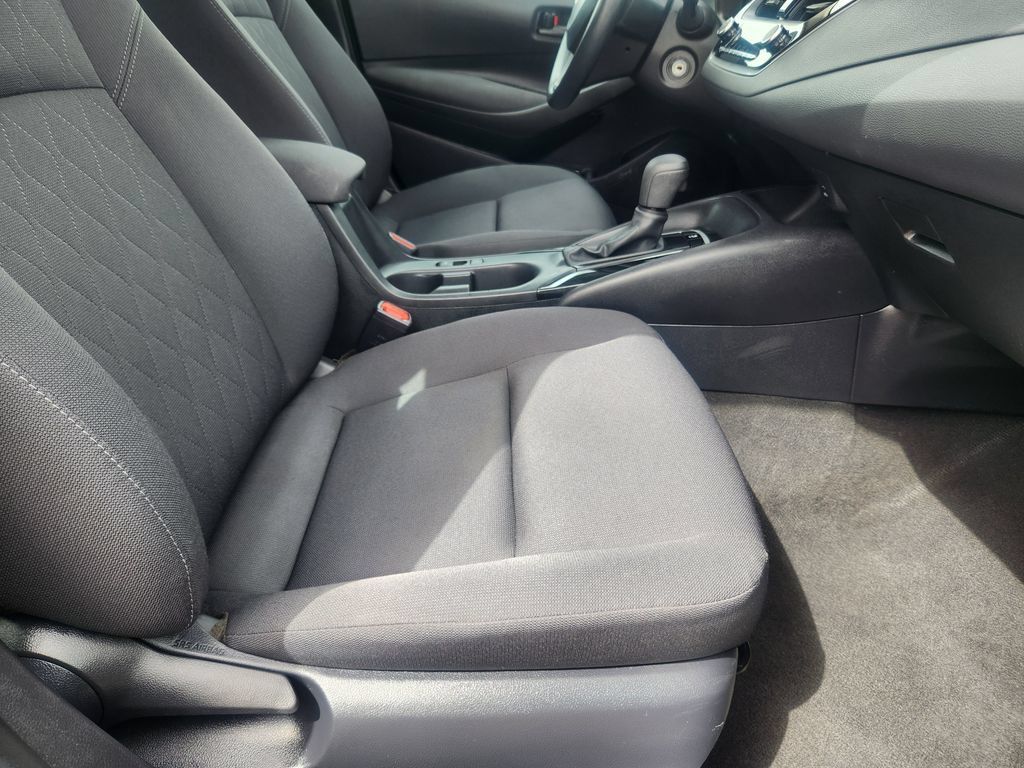 Used 2024 Toyota Corolla LE FWD image 16