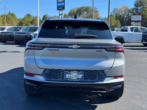 New 2026 Chevrolet Equinox EV RS image 4