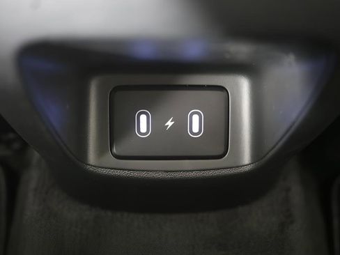 New 2025 Hyundai Elantra Limited FWD image 35