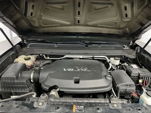 Certified 2019 Chevrolet Colorado W/T w/ Custom Special Edition image 28