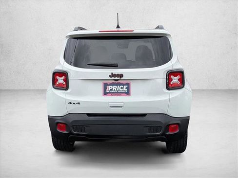 Used 2020 Jeep Renegade Latitude AWD/4WD image 6