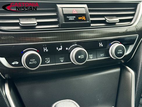 Used 2020 Honda Accord Sport image 19