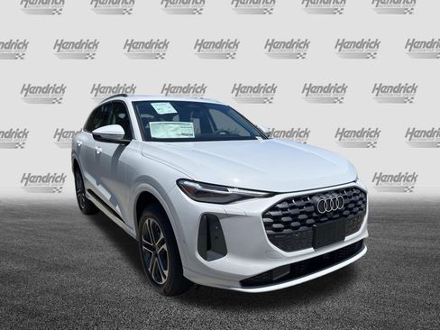 New 2026 Audi Q5 Premium Plus AWD/4WD image 2