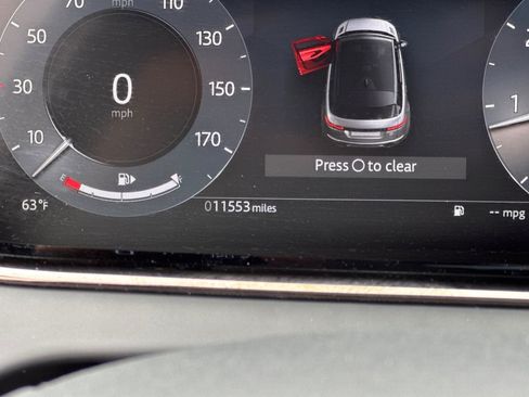 Used 2024 Land Rover Range Rover Evoque S AWD/4WD image 19