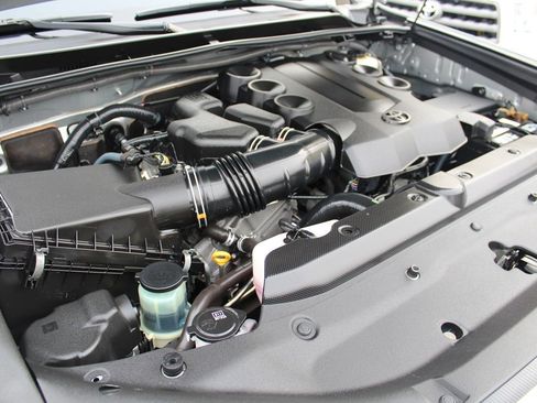 Used 2015 Toyota 4Runner SR5 Premium image 37